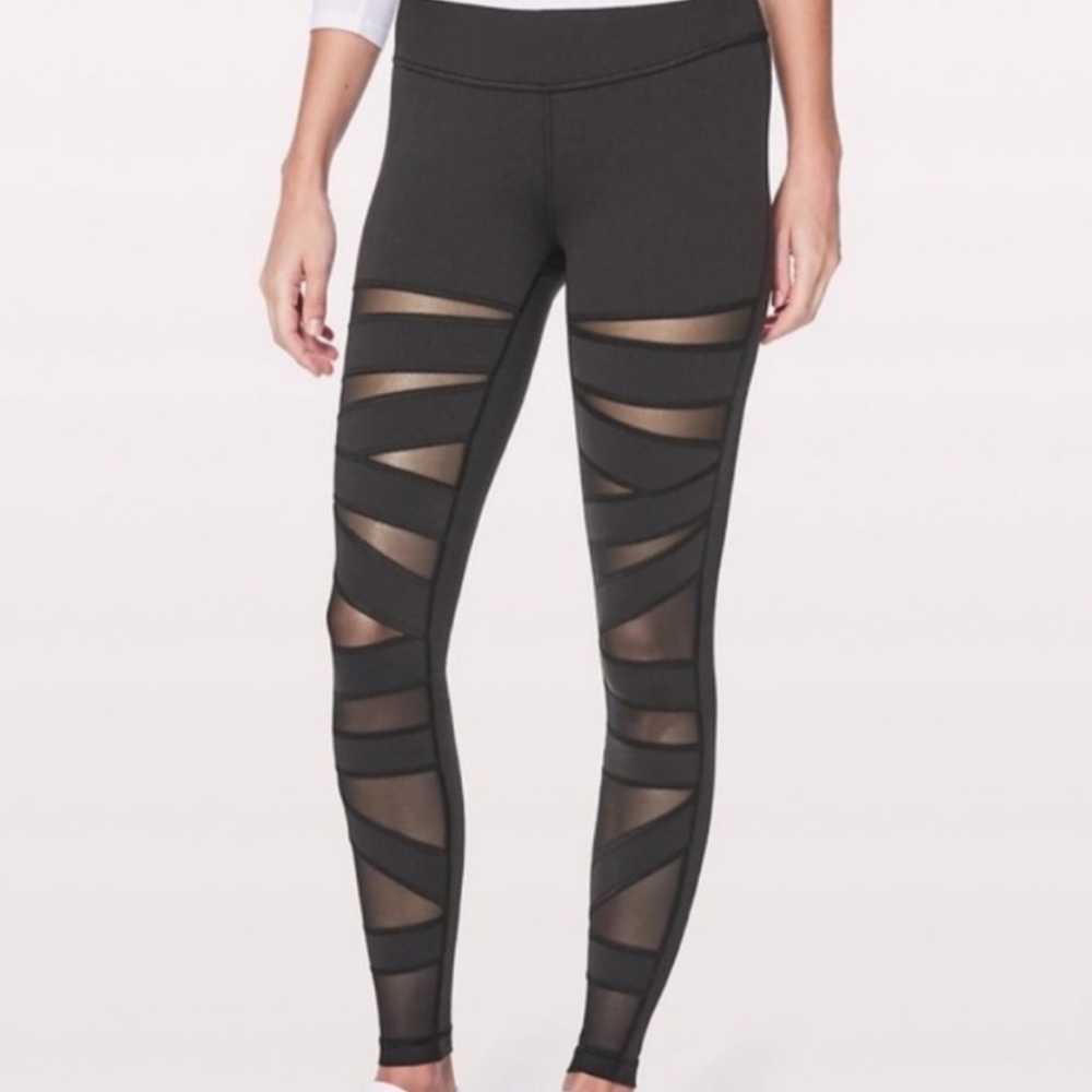LULULEMON WUNDER UNDER TEXH MESH 28’ Size 6